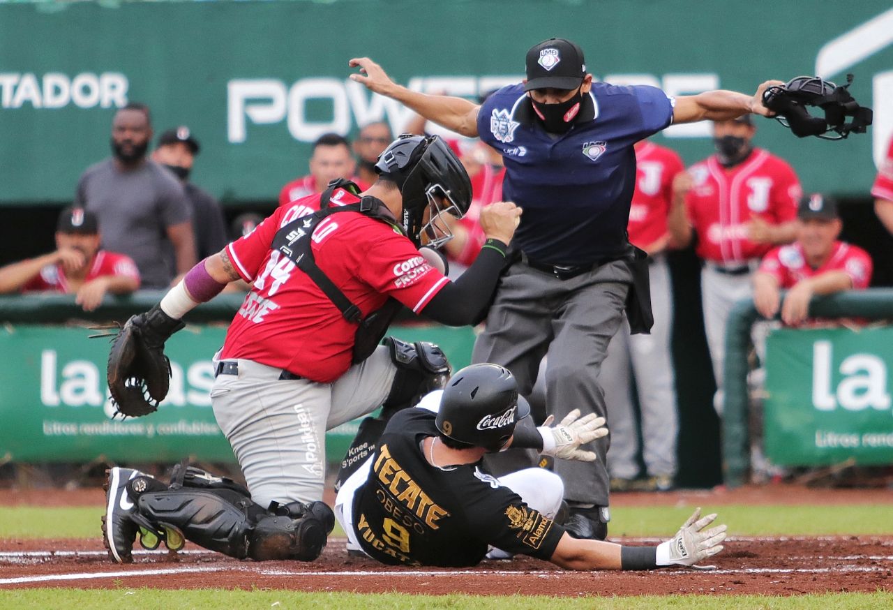 Serie del Rey leones de Yucatán contra Toros de Tijuana