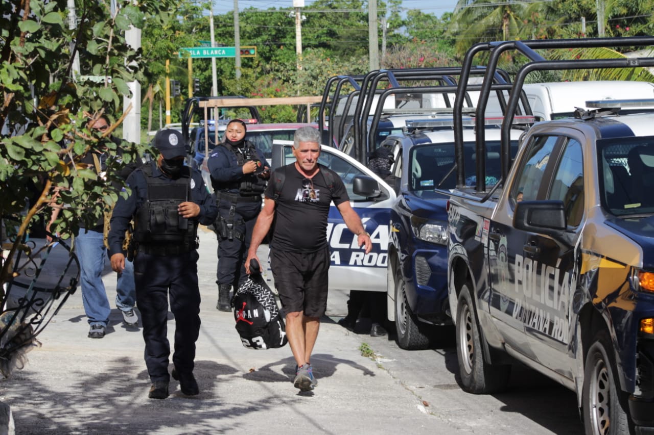 Cubanos detenidos