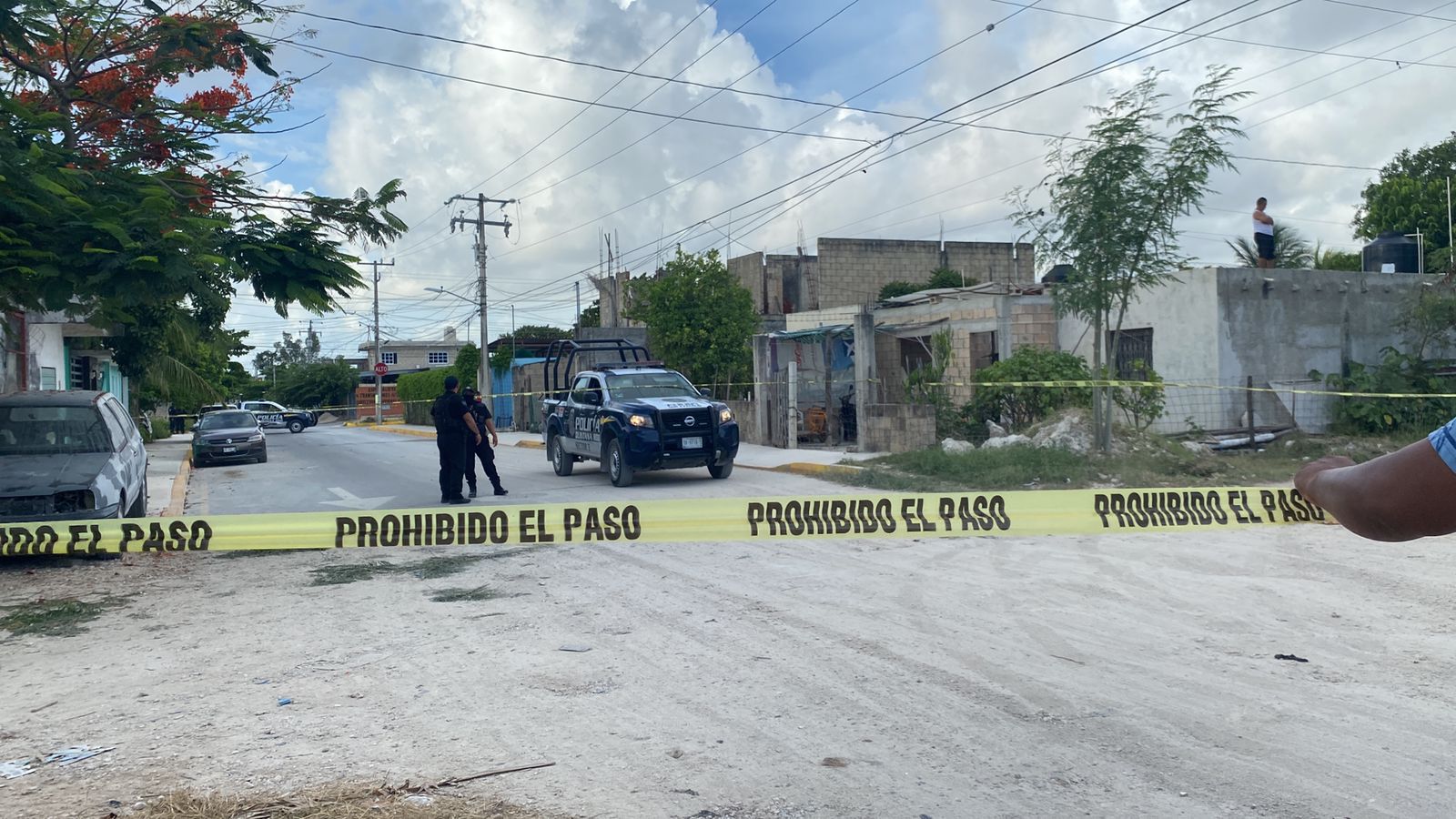 Asesinan a dos a puñaladas