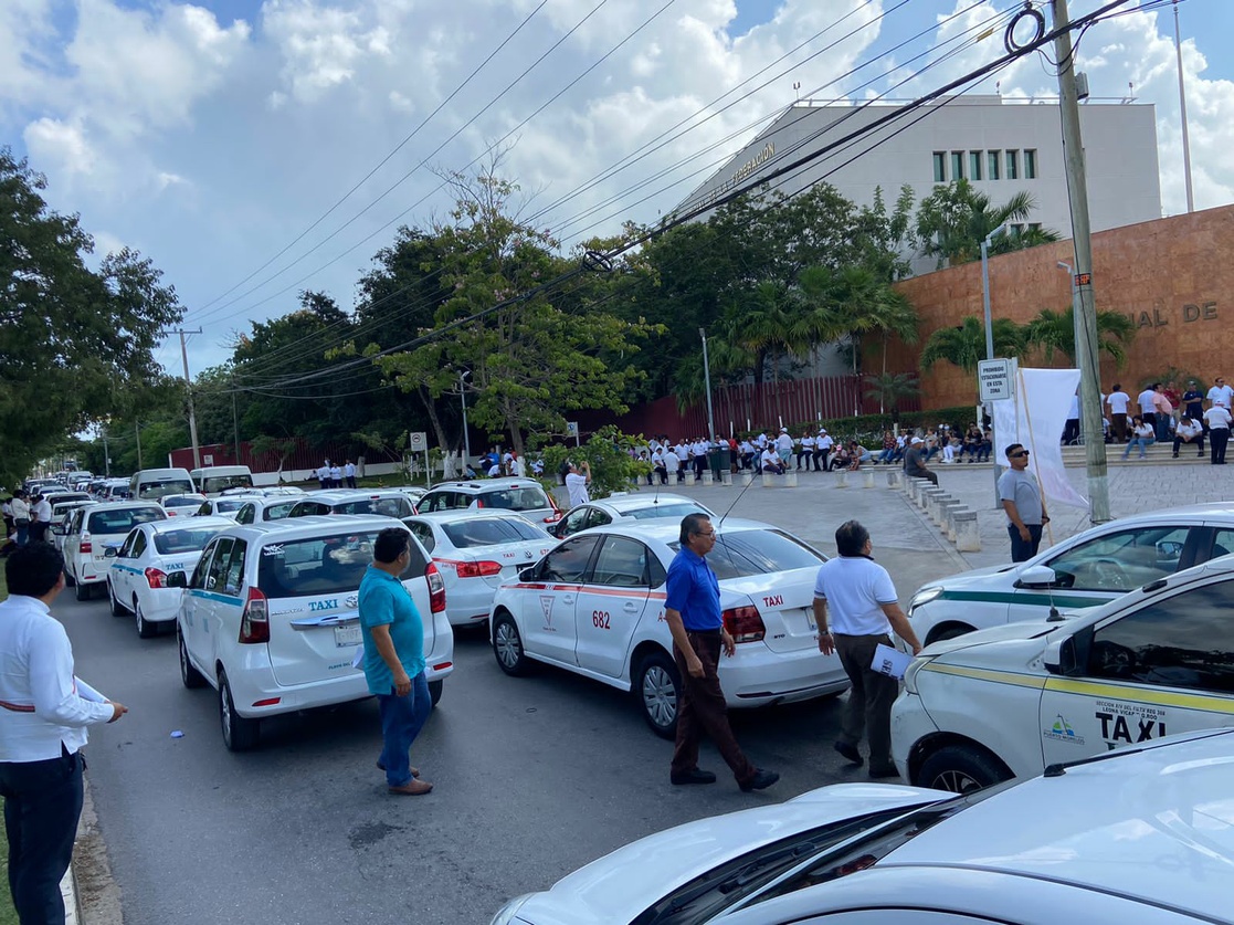 Para frenar entrada de Uber en el Estado, taxistas preparan amparos