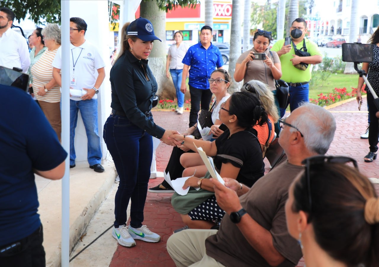 Lili Campos invita a pagar el predial para seguir renovando Solidaridad