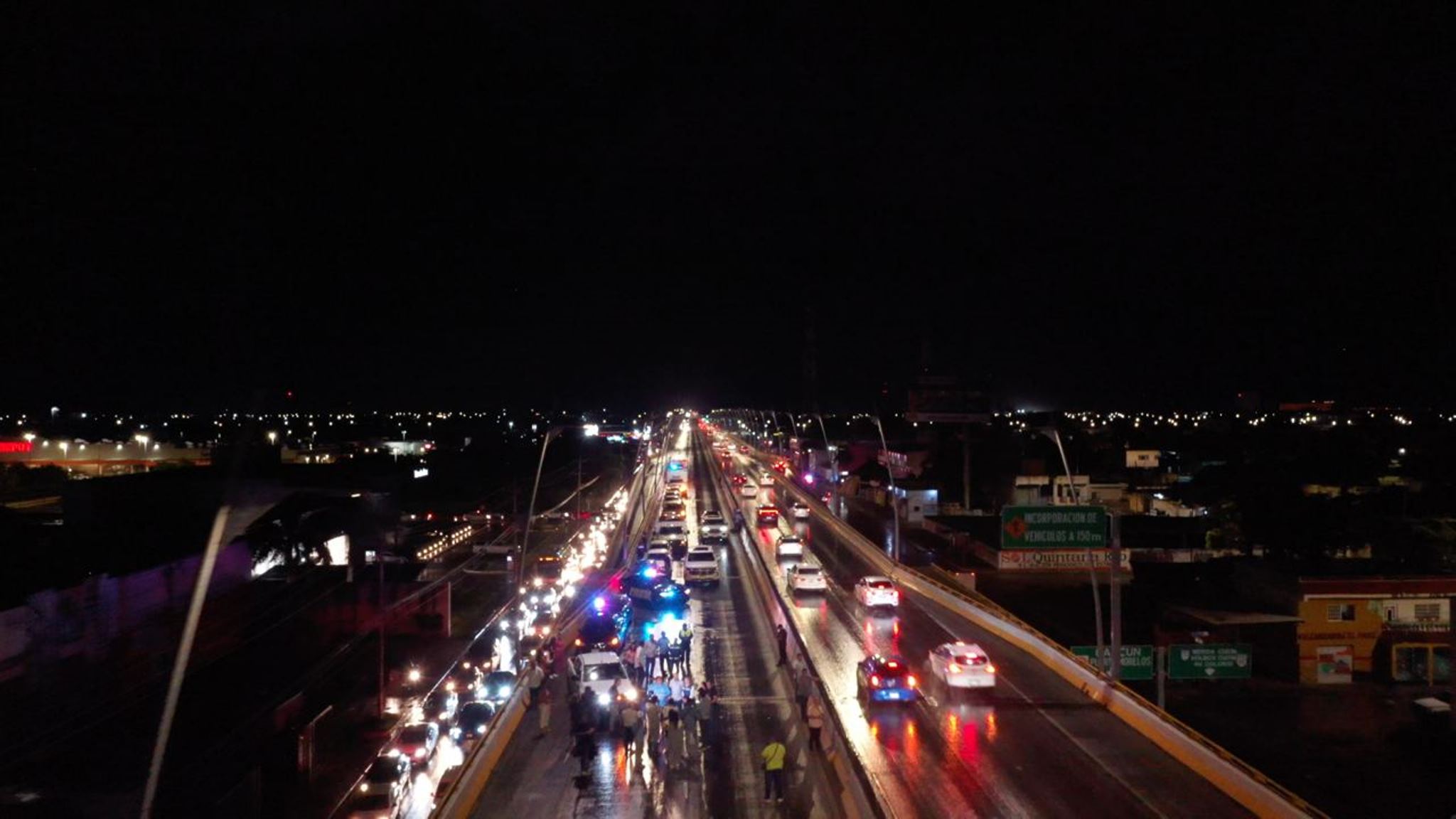 puente vehicular de Playa del Carmen