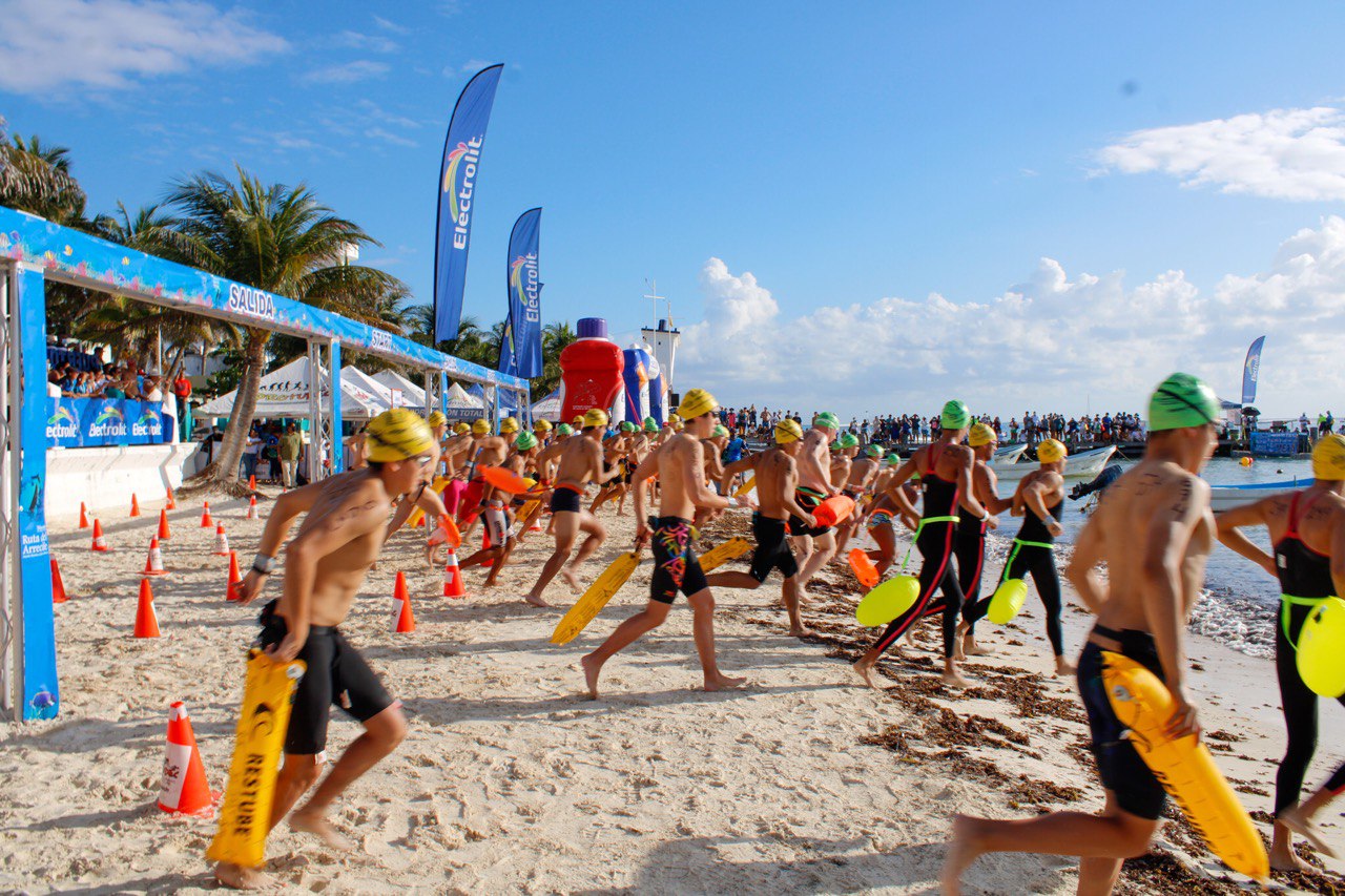 Maratón De Aguas Abiertas en Puerto Morelos