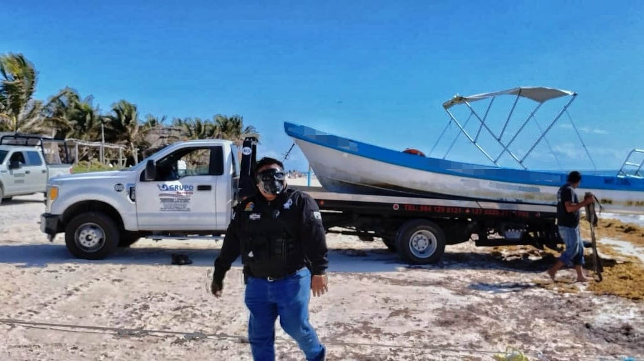 droga en embarcación para turistas en Tulum