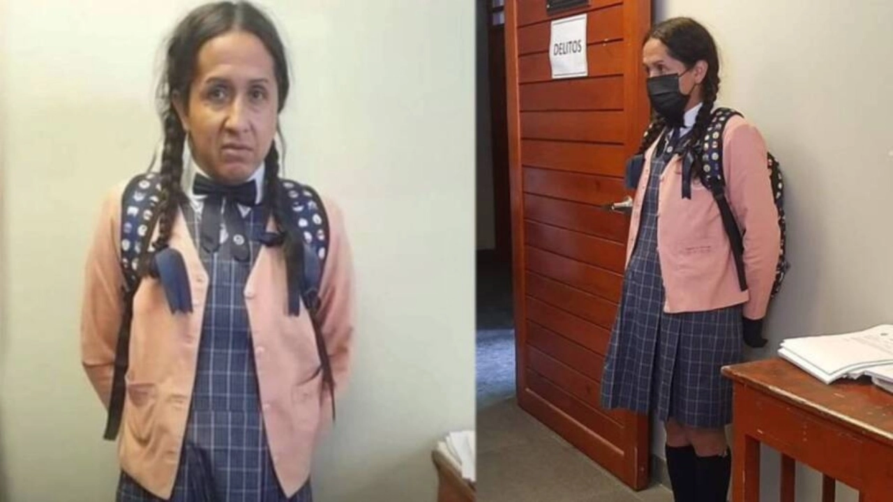 Hombre se disfraza de alumna para tomar fotos de niñas en los baños escolares