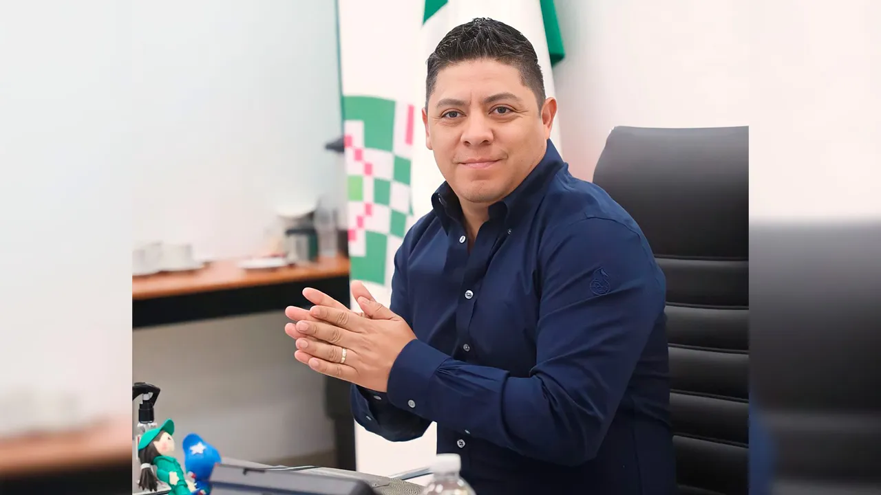 Gobernador de San Luis Potosí dice que los medios solo “están chingando”, pero no les dará dinero